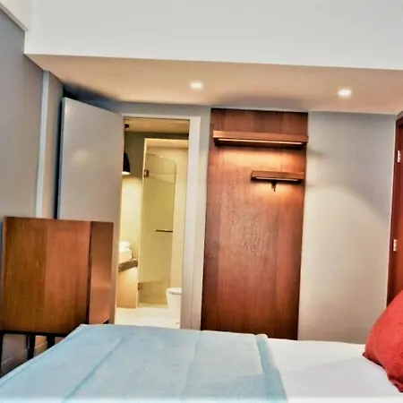 Aparthotel Light Golden Hotel Warna